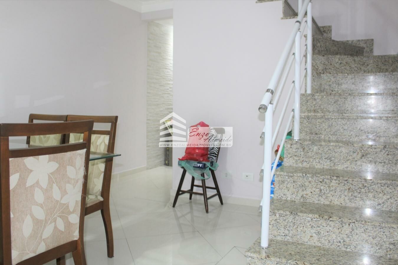 Casa à venda com 3 quartos, 200m² - Foto 11