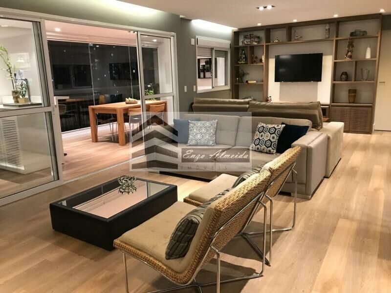 Apartamento à venda com 3 quartos, 156m² - Foto 1