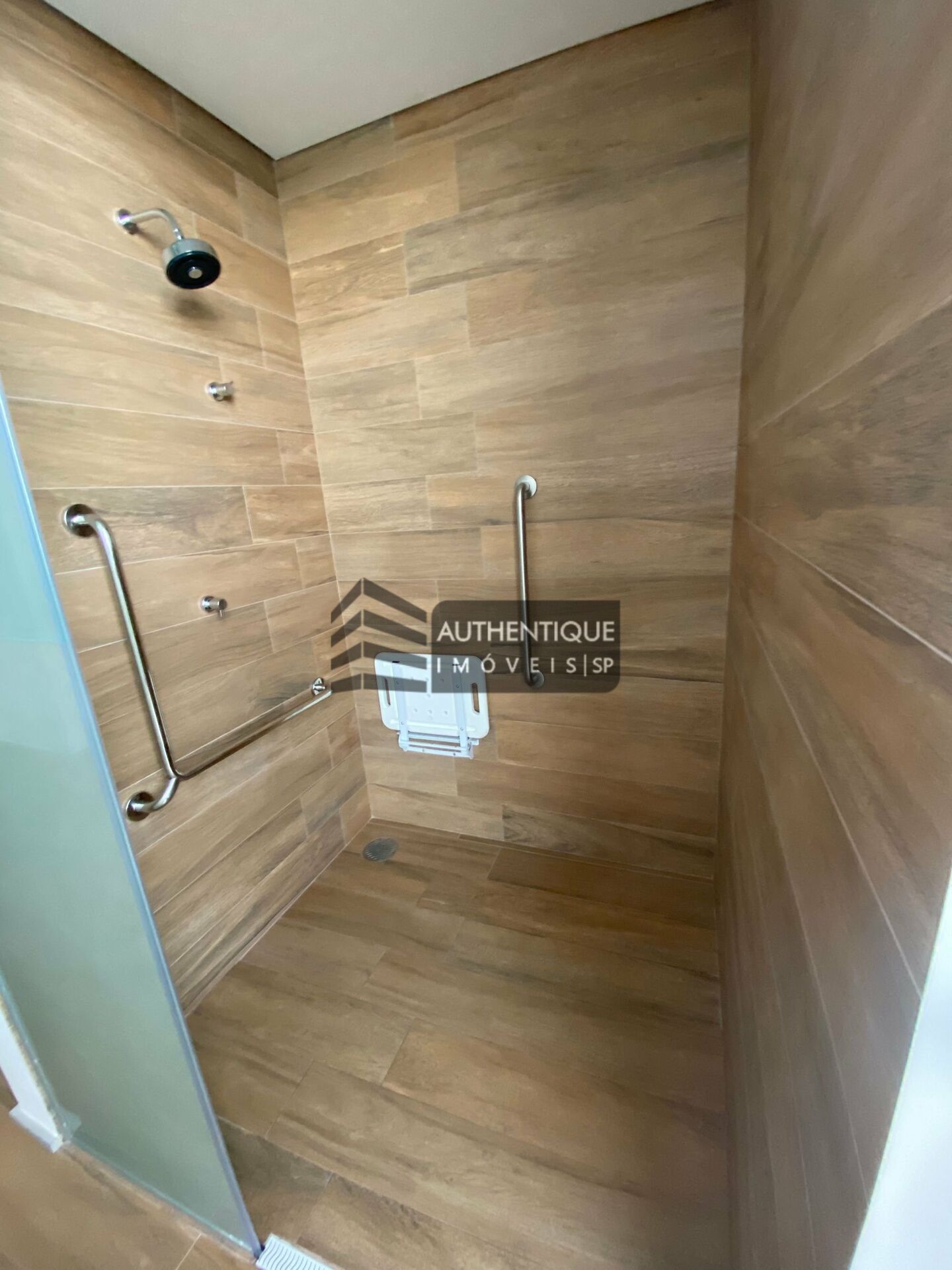 Apartamento à venda com 2 quartos, 62m² - Foto 17