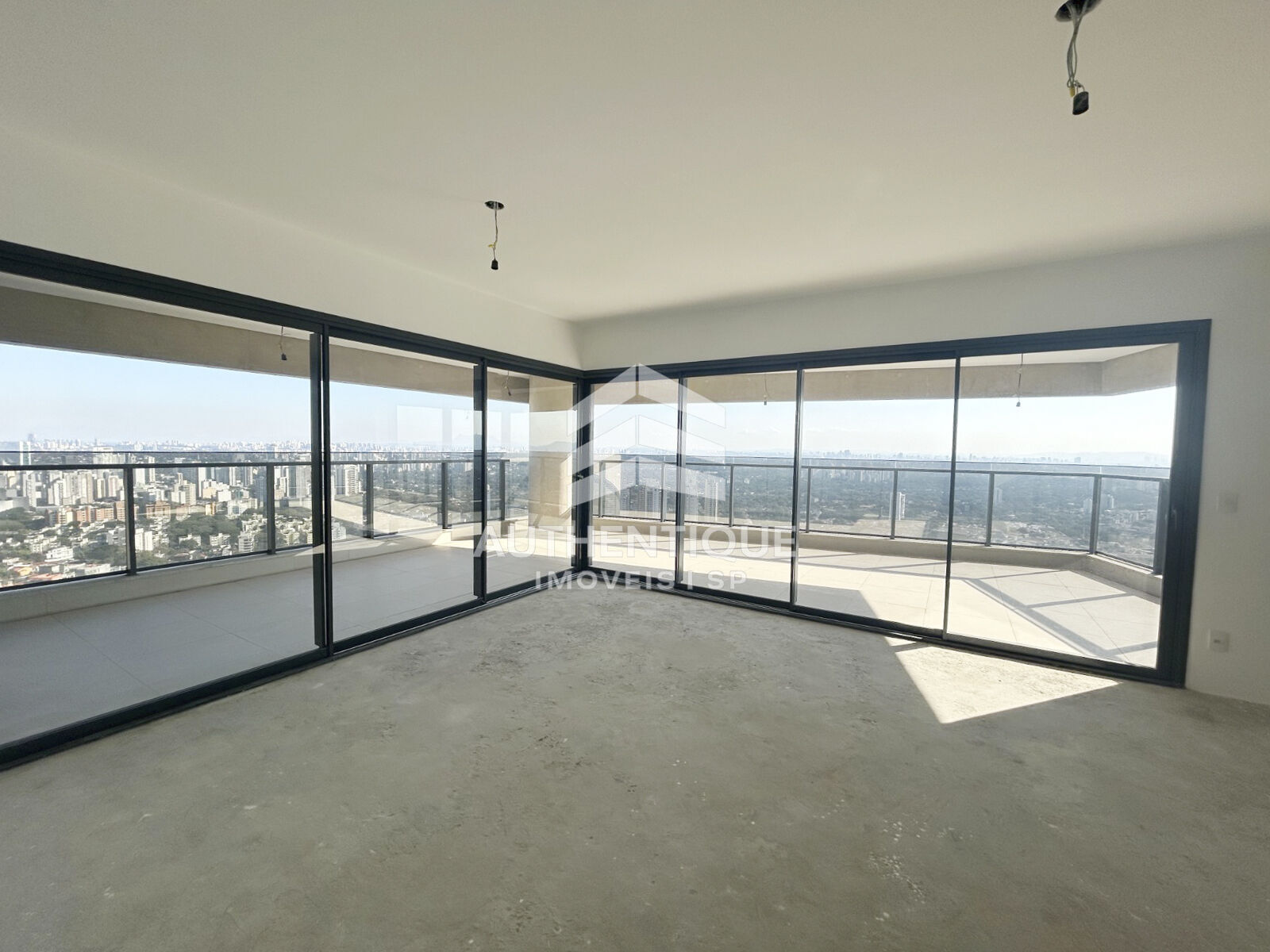 Apartamento, 4 quartos, 193 m² - Foto 1