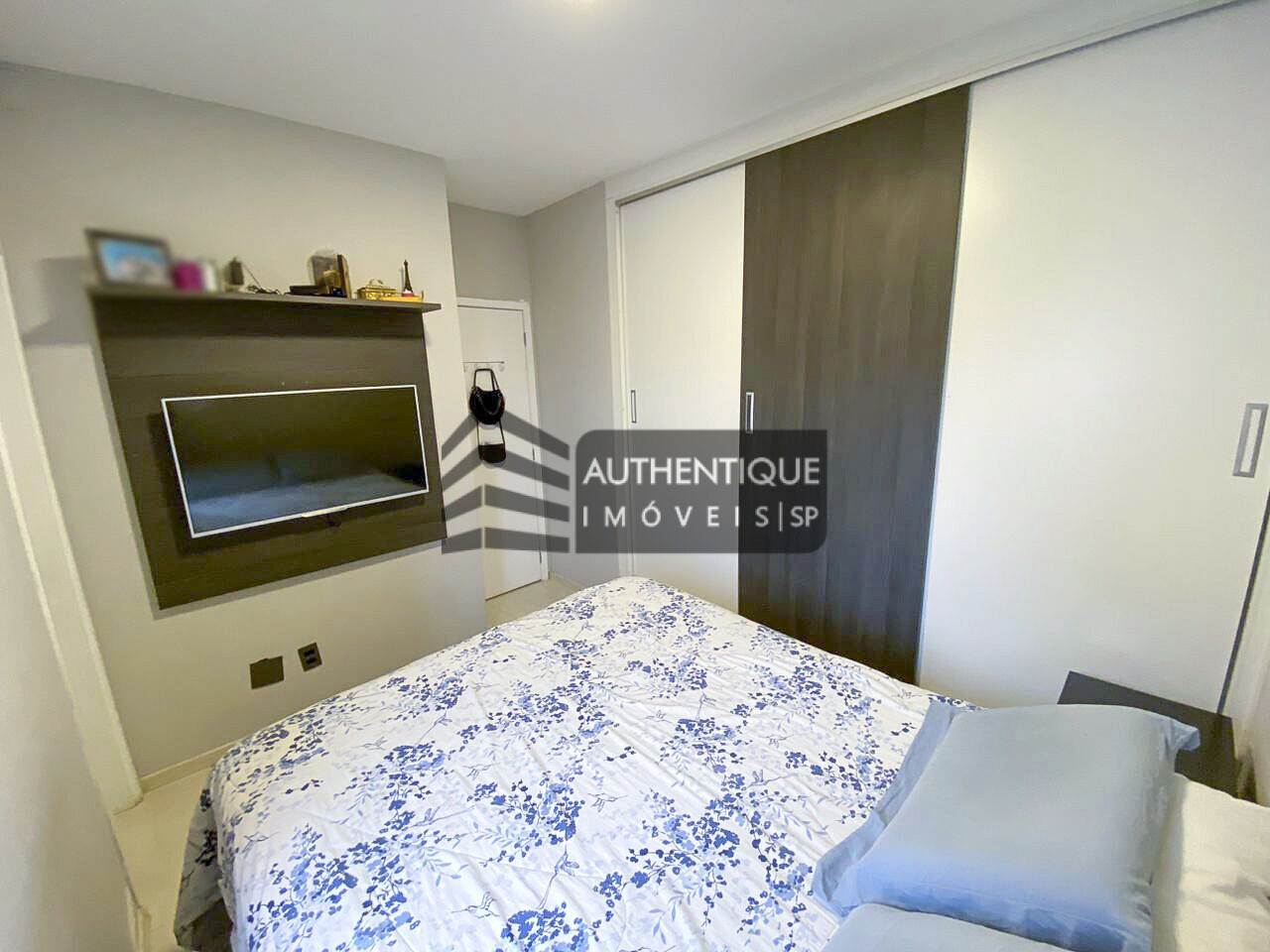 Apartamento à venda com 2 quartos, 72m² - Foto 8