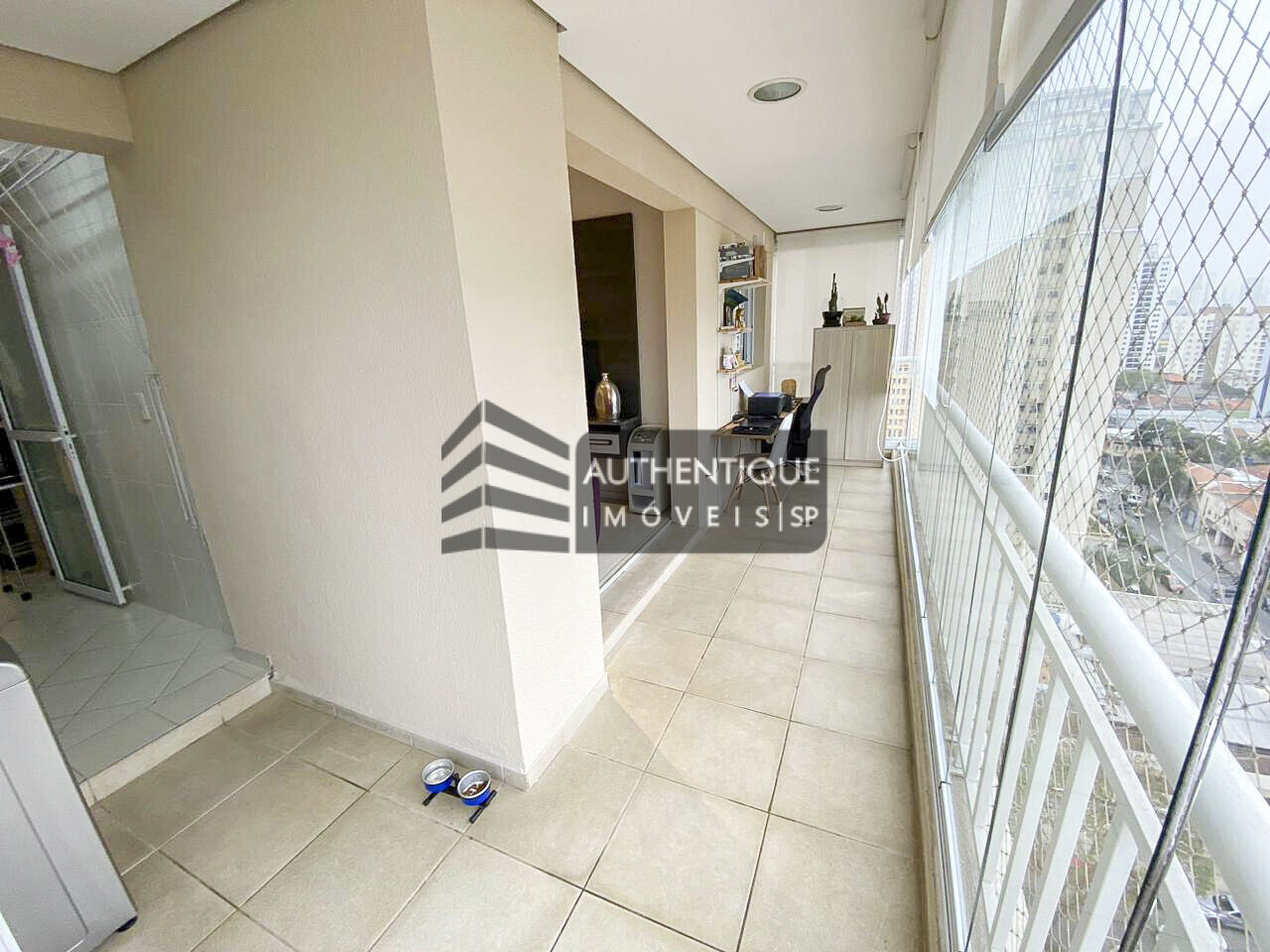 Apartamento à venda com 2 quartos, 72m² - Foto 4