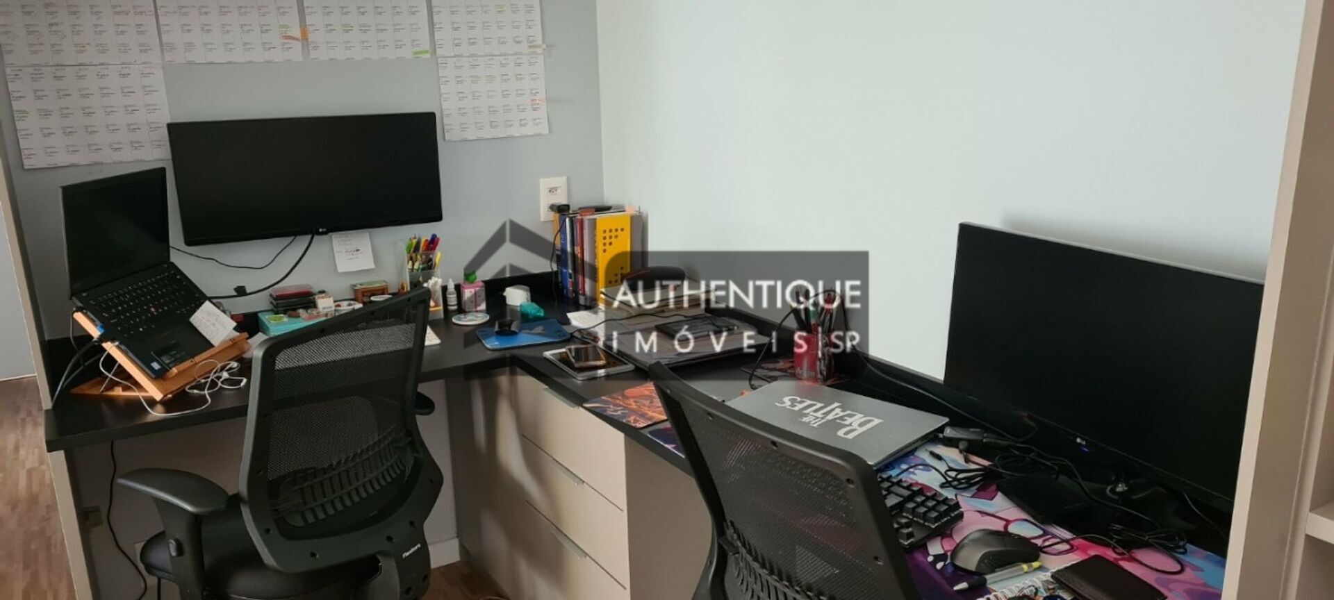 Apartamento à venda com 2 quartos, 68m² - Foto 29