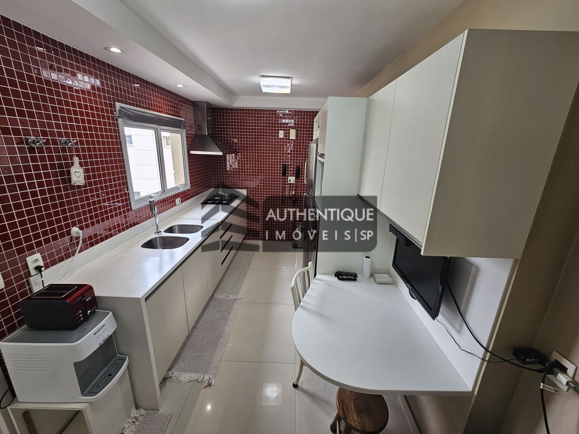 Apartamento à venda com 3 quartos, 167m² - Foto 11