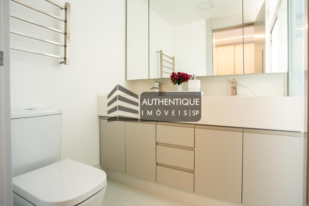 Apartamento à venda com 3 quartos, 182m² - Foto 19