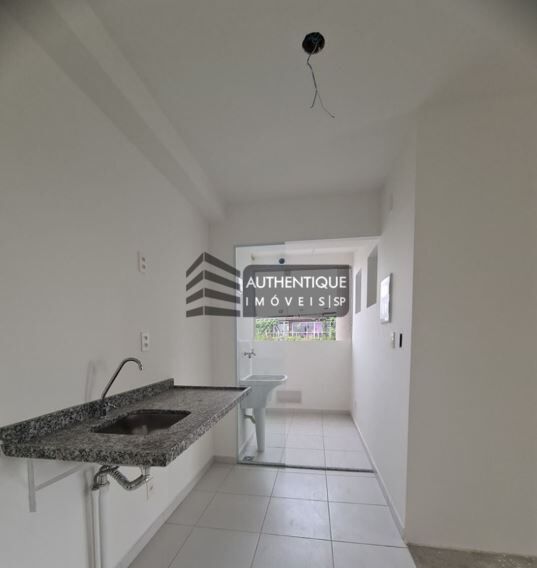 Apartamento à venda com 3 quartos, 70m² - Foto 4