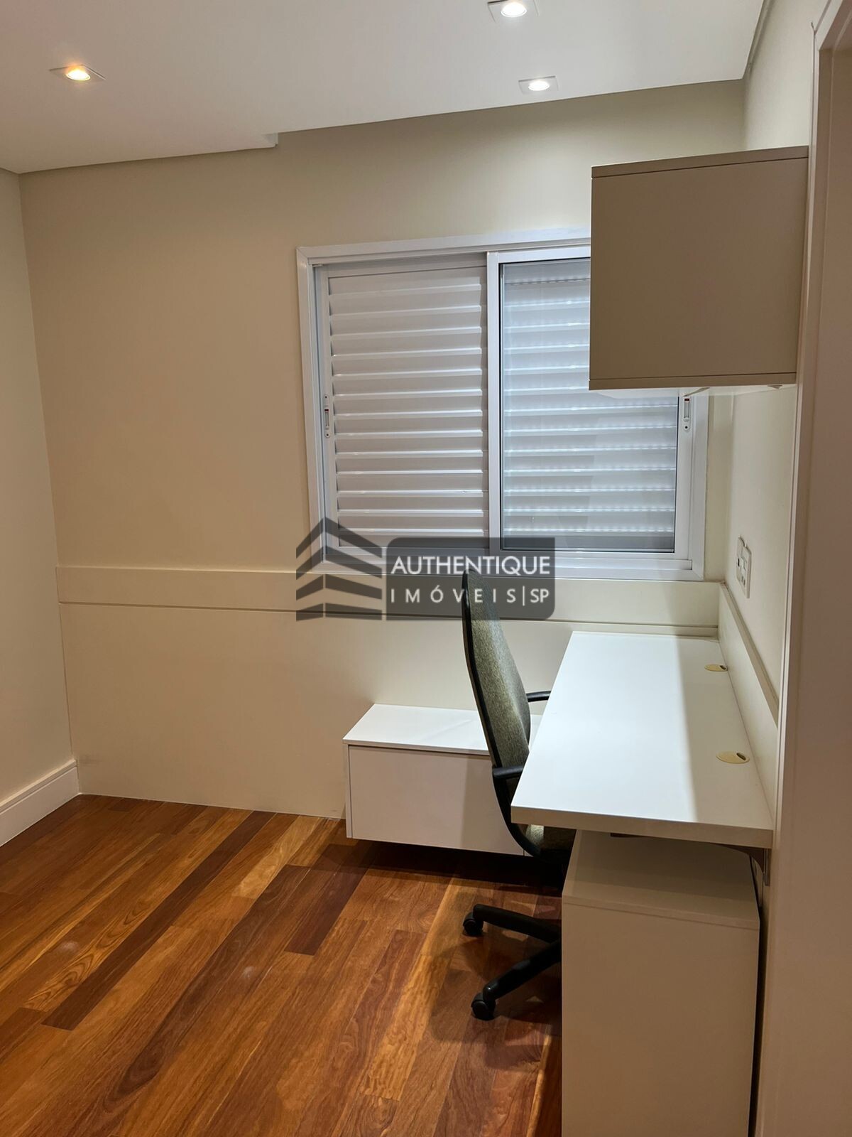 Apartamento à venda com 3 quartos, 159m² - Foto 20