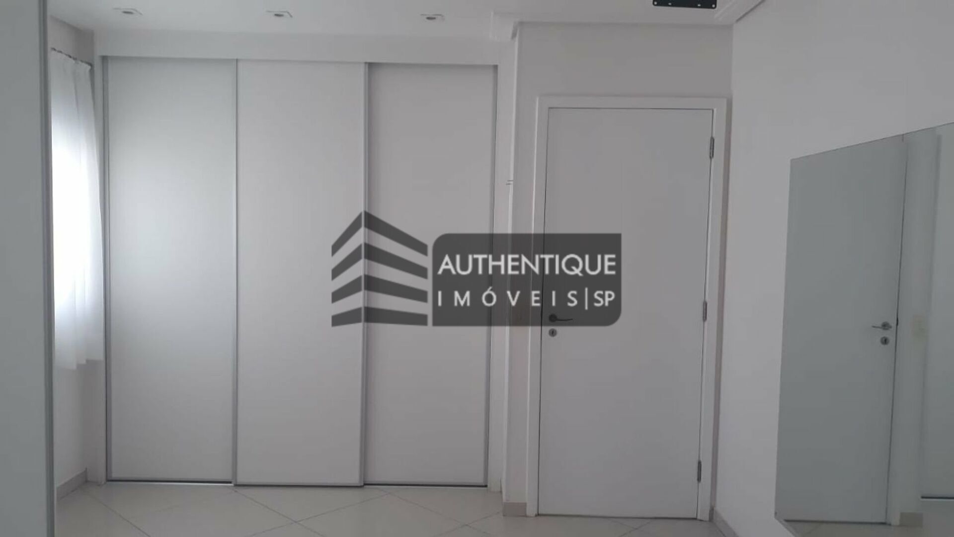 Apartamento à venda com 2 quartos, 65m² - Foto 33