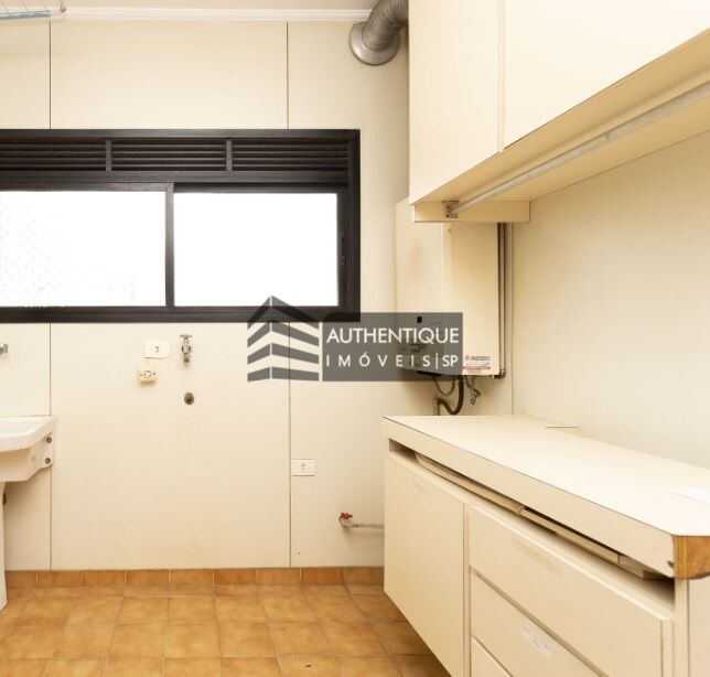 Apartamento à venda com 3 quartos, 168m² - Foto 14