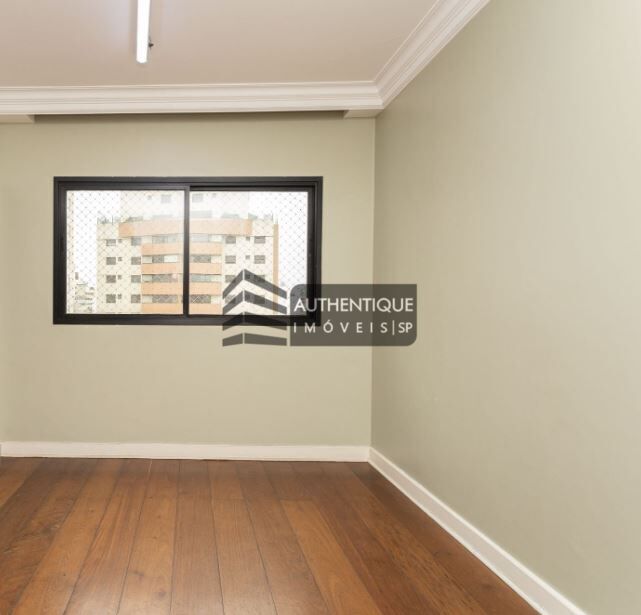 Apartamento à venda com 3 quartos, 168m² - Foto 8