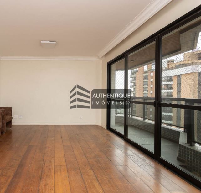 Apartamento à venda com 3 quartos, 168m² - Foto 3