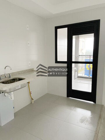 Apartamento à venda com 2 quartos, 62m² - Foto 12