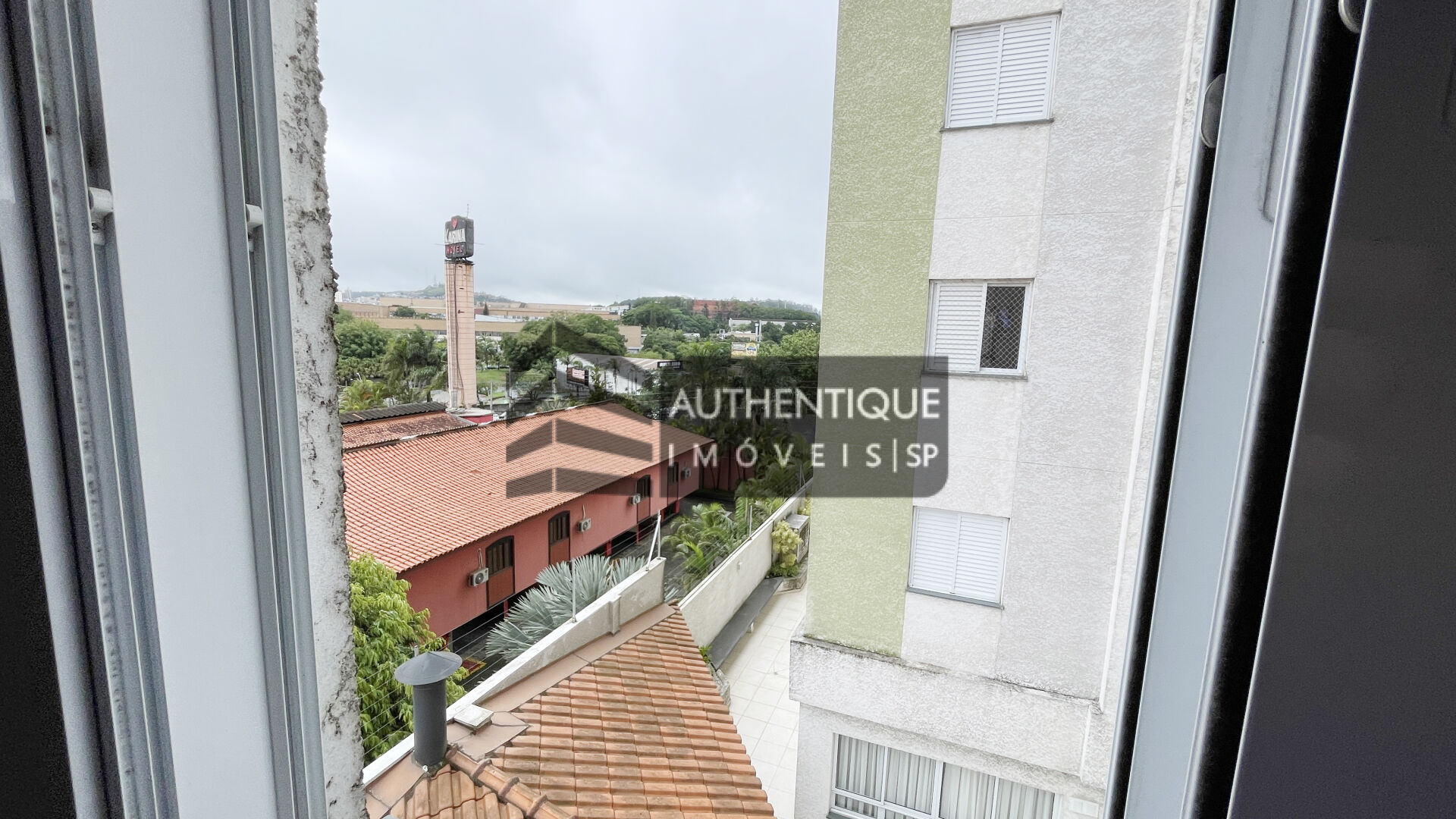 Apartamento à venda com 2 quartos, 64m² - Foto 17