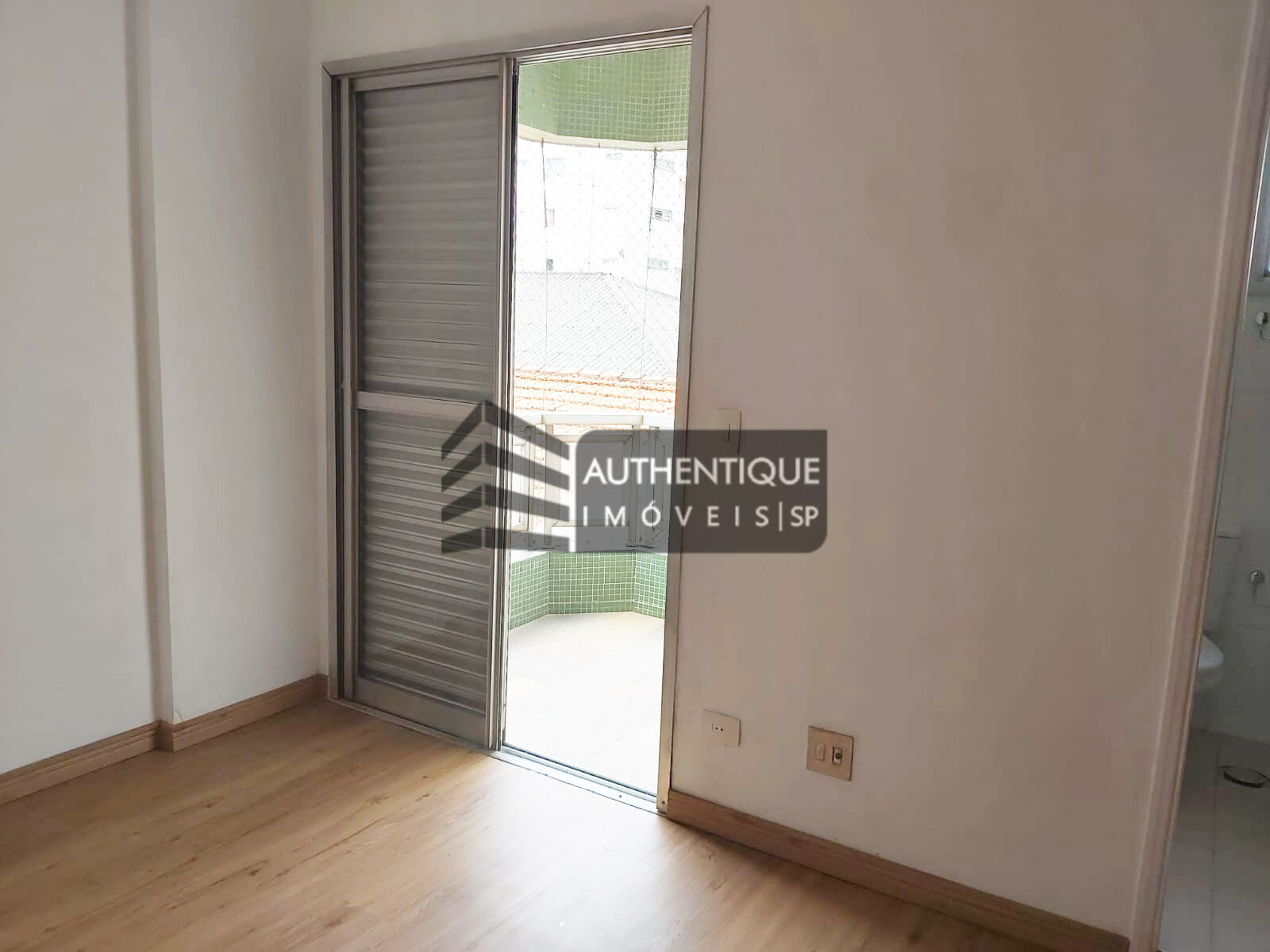 Apartamento à venda com 3 quartos, 110m² - Foto 11