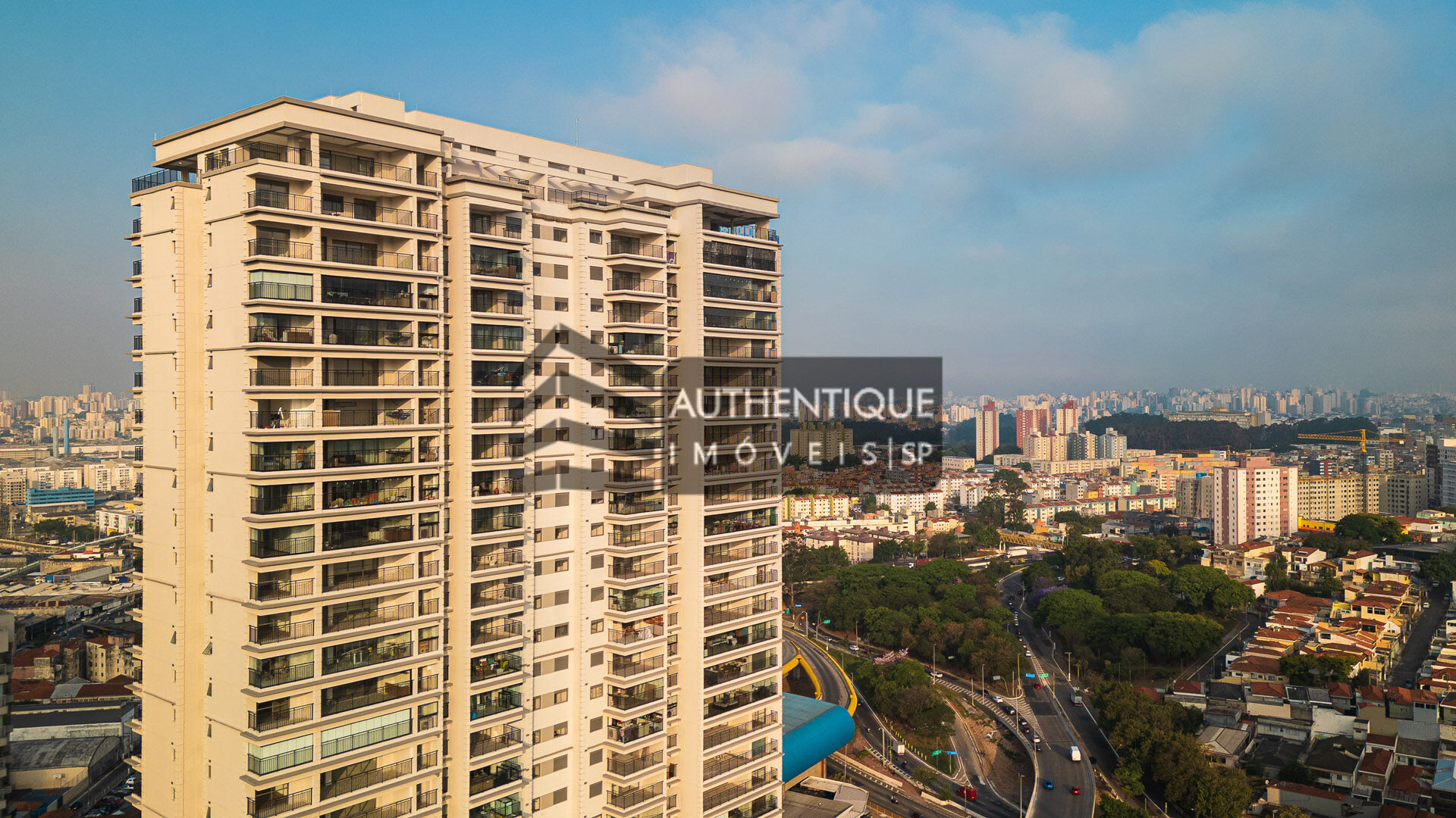 Apartamento, 3 quartos, 127 m² - Foto 2