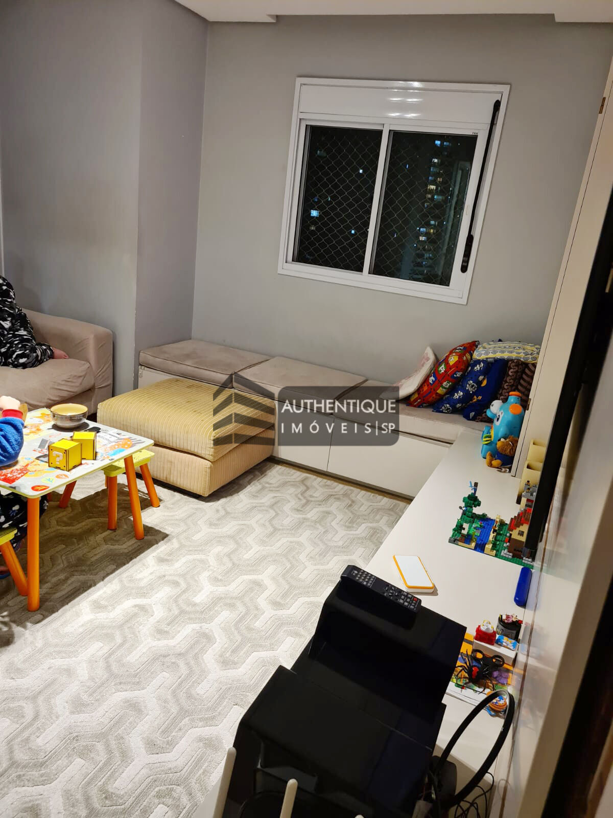 Apartamento à venda com 2 quartos, 110m² - Foto 7