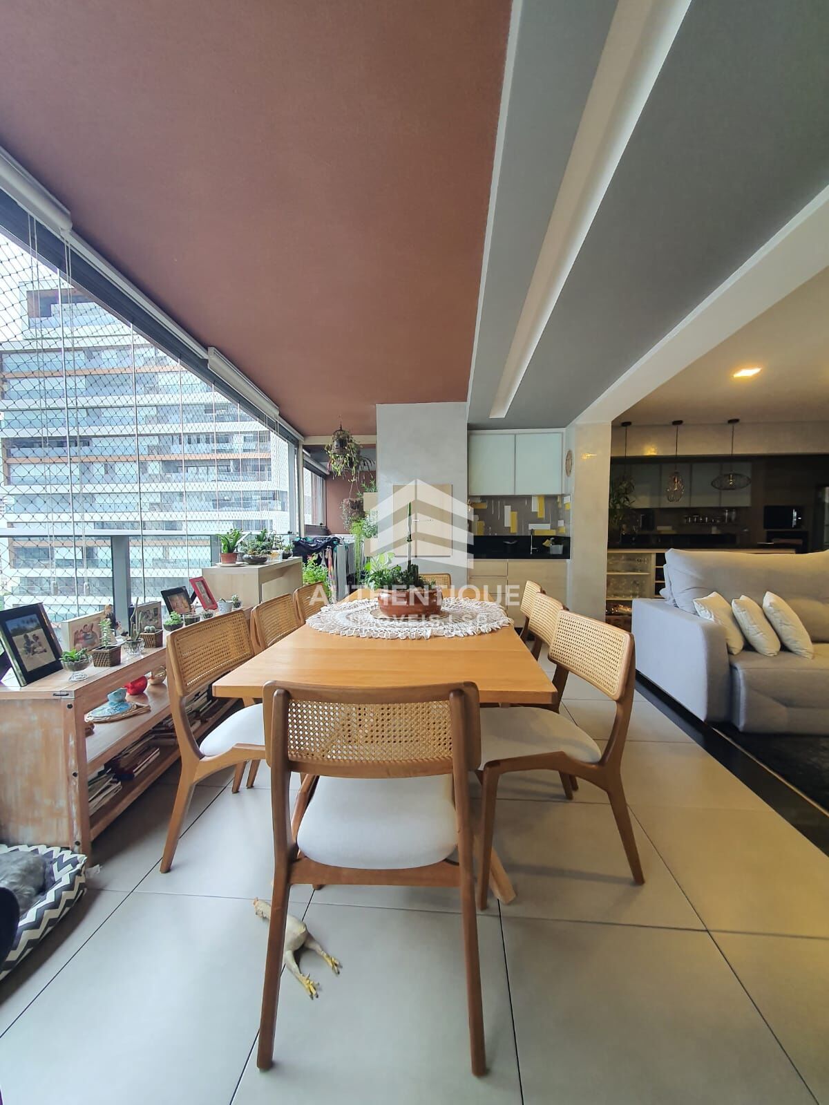 Apartamento, 3 quartos, 131 m² - Foto 2