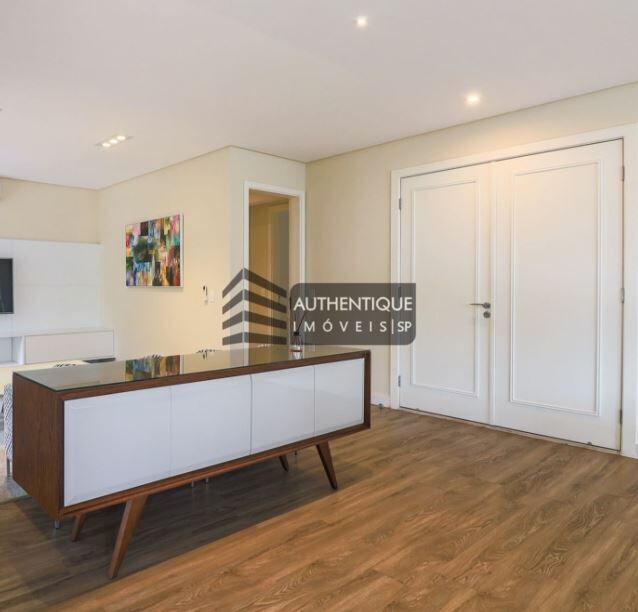 Apartamento à venda com 3 quartos, 358m² - Foto 17