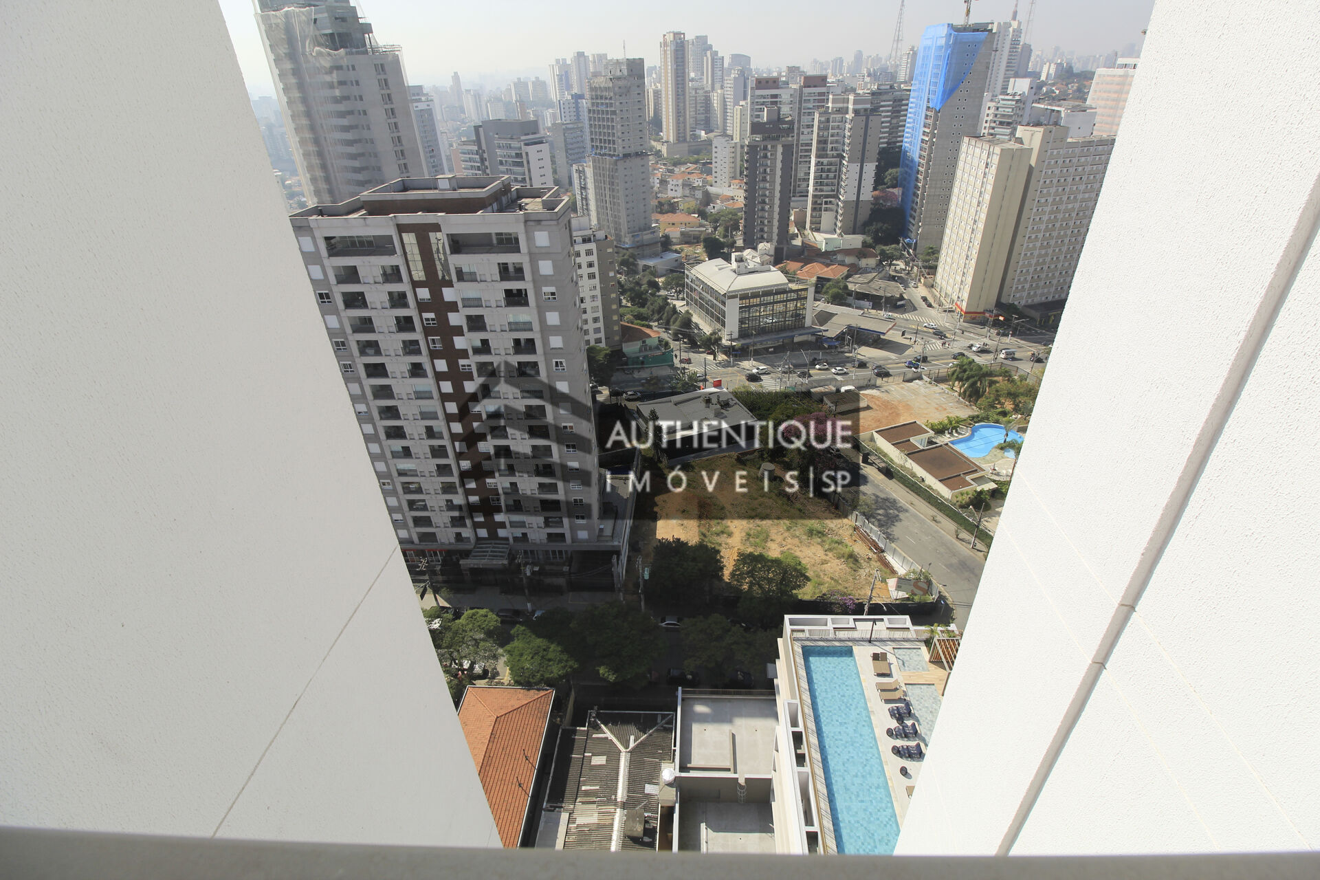 Apartamento à venda com 3 quartos, 144m² - Foto 32