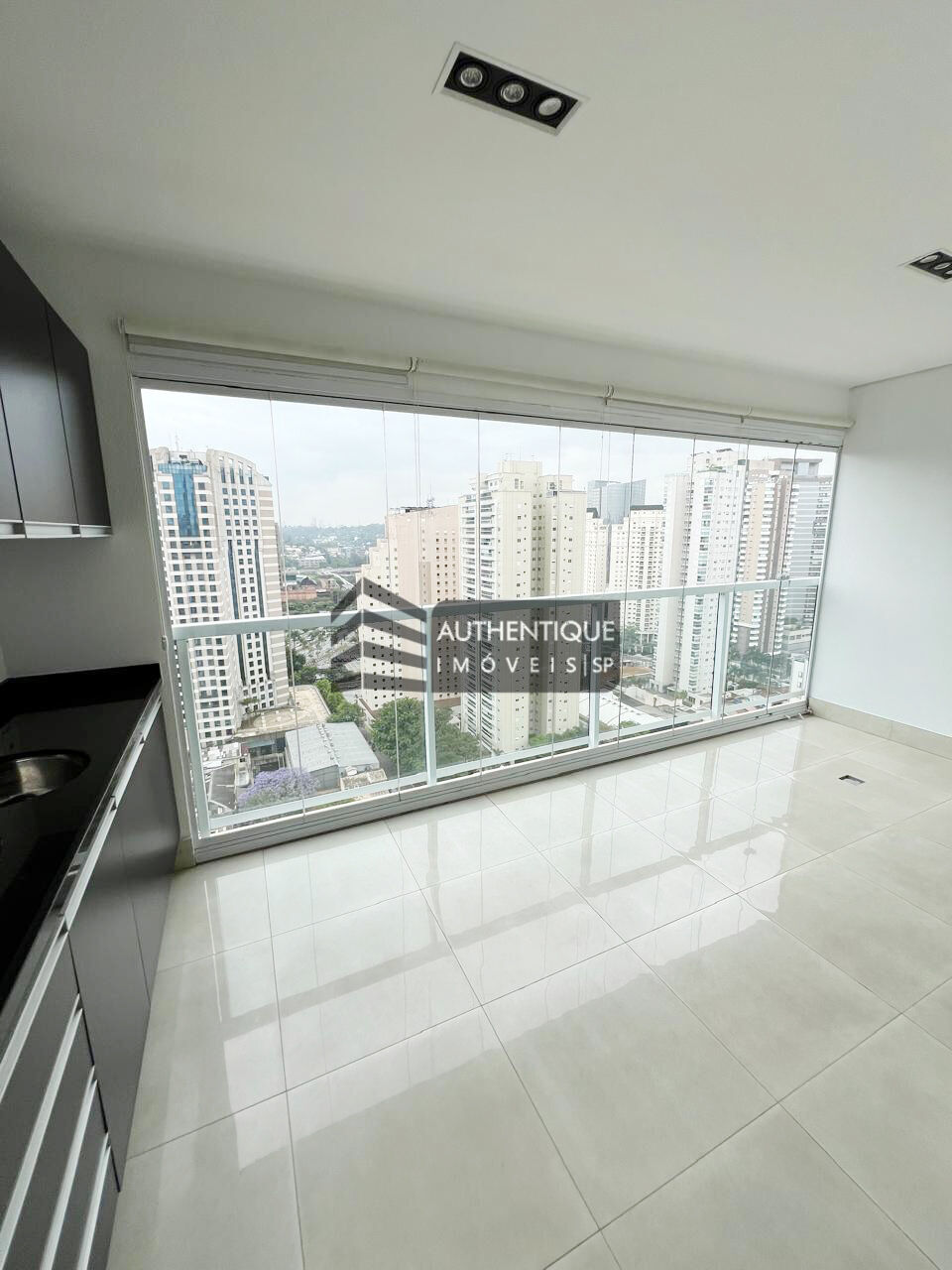 Apartamento à venda com 1 quarto, 51m² - Foto 1