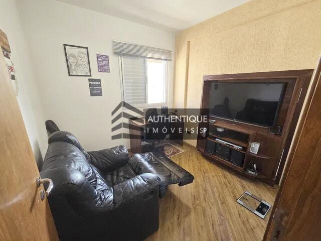 Apartamento à venda com 3 quartos, 78m² - Foto 4