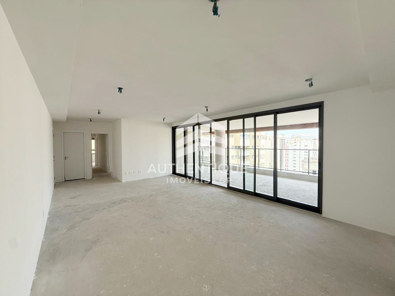 Apartamento, 4 quartos, 231 m² - Foto 1