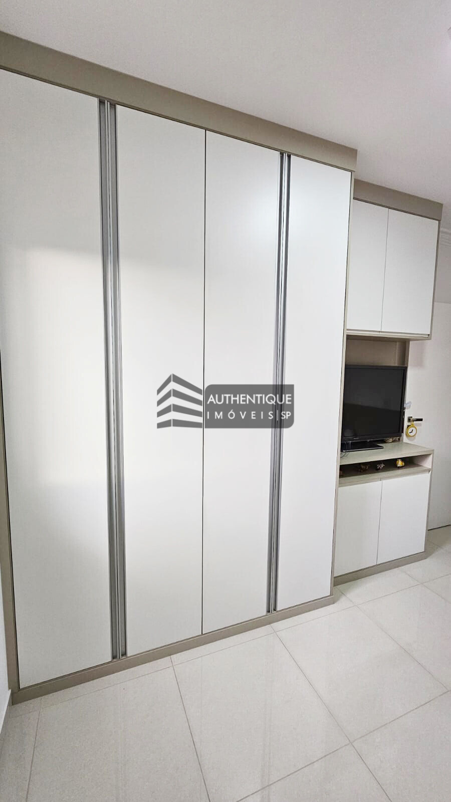 Apartamento à venda com 2 quartos, 72m² - Foto 14