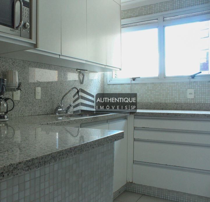 Apartamento à venda com 3 quartos, 174m² - Foto 10