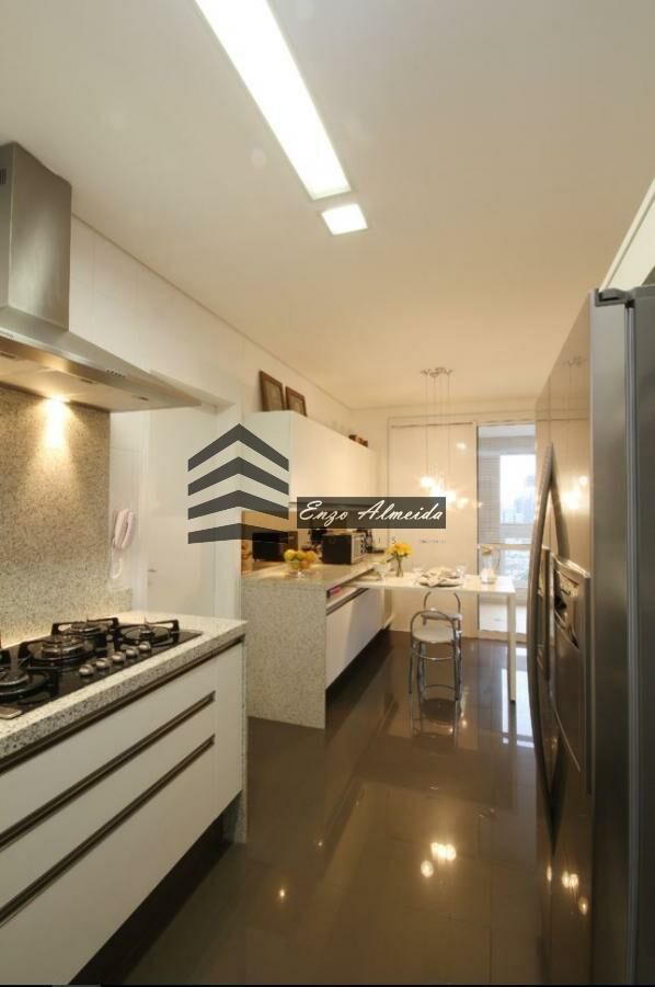 Apartamento à venda com 3 quartos, 234m² - Foto 17