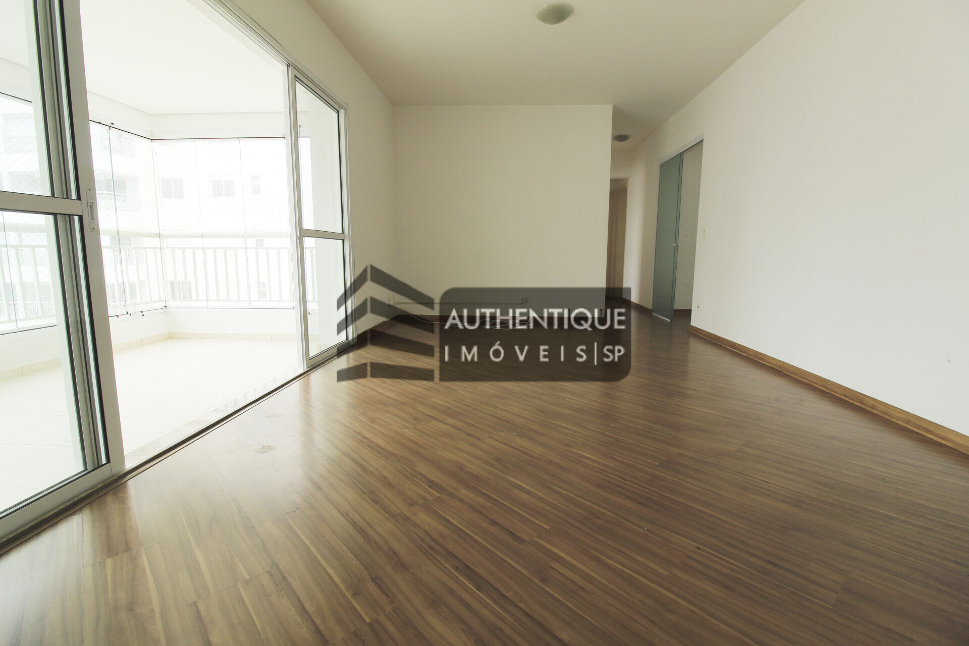 Apartamento à venda com 3 quartos, 107m² - Foto 5