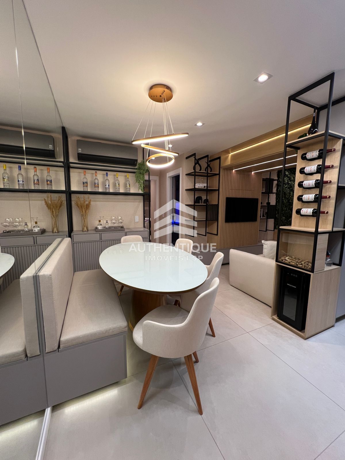 Apartamento, 2 quartos, 55 m² - Foto 1