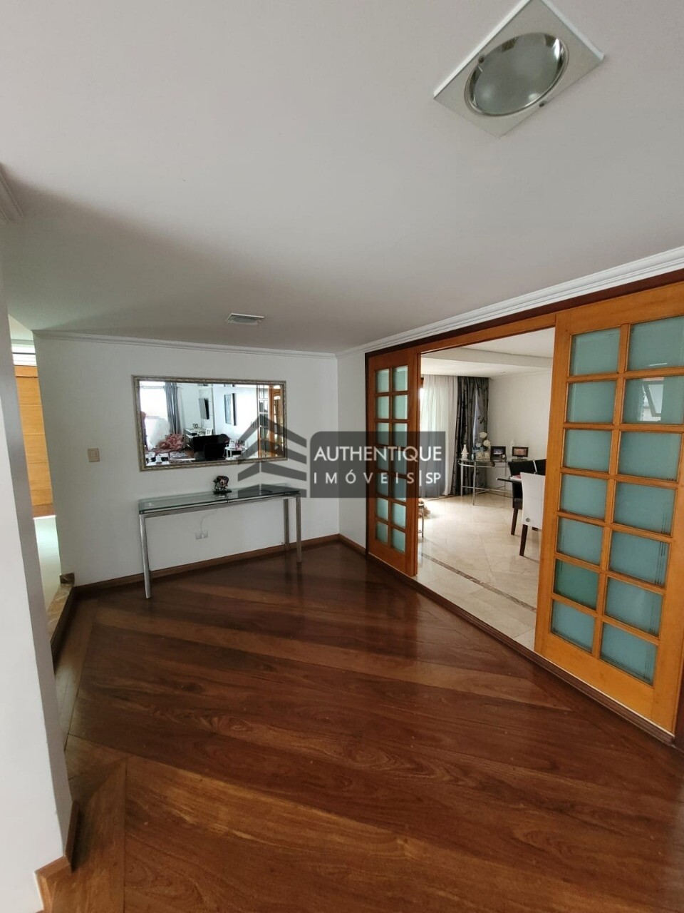 Casa de Condomínio à venda com 4 quartos, 400m² - Foto 9