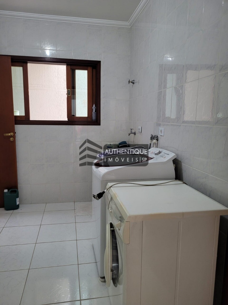 Casa de Condomínio à venda com 4 quartos, 400m² - Foto 25