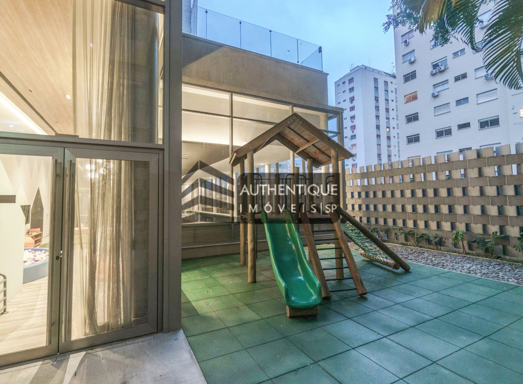 Apartamento à venda com 3 quartos, 263m² - Foto 7