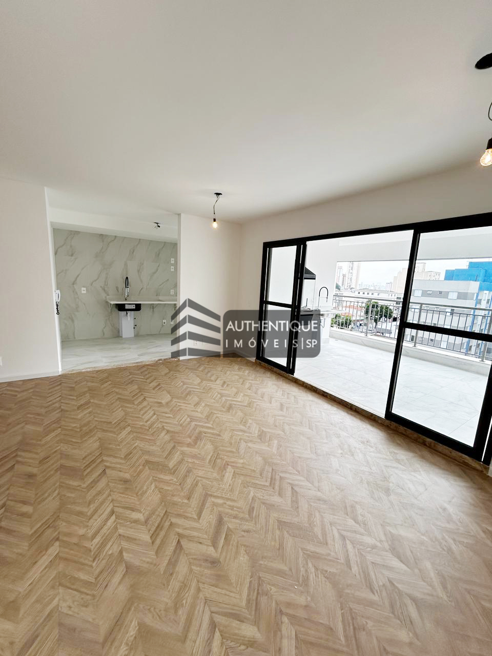 Apartamento à venda com 3 quartos, 119m² - Foto 2