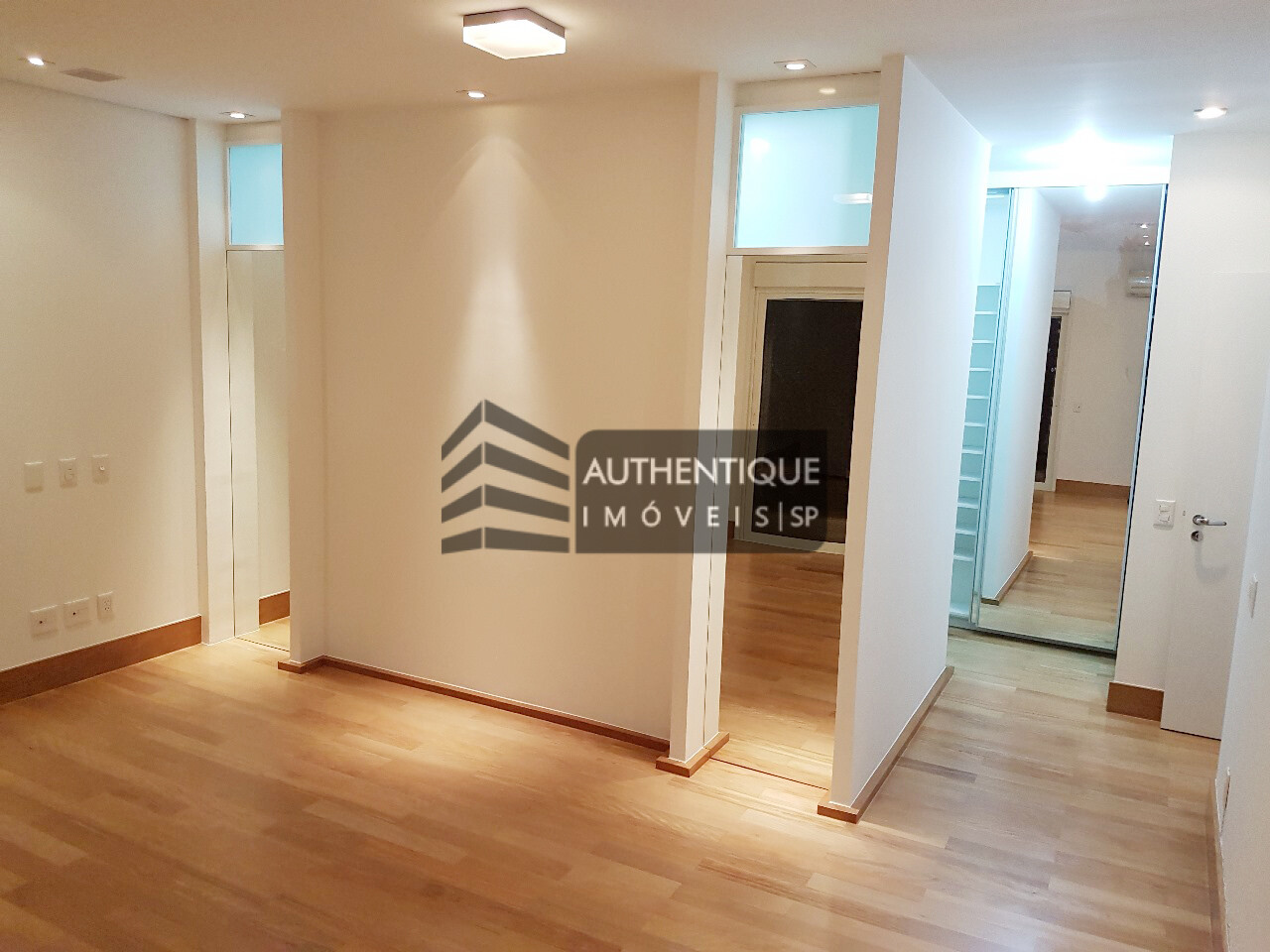 Apartamento à venda com 4 quartos, 316m² - Foto 10