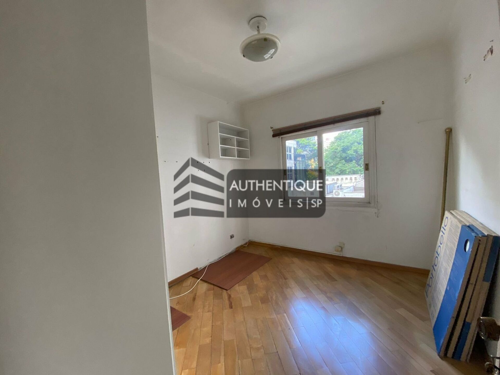 Apartamento à venda com 3 quartos, 121m² - Foto 19