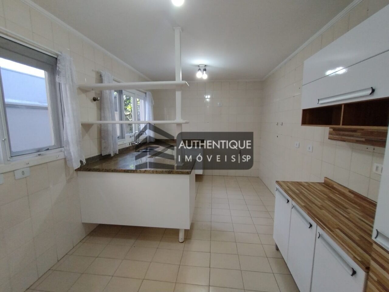 Casa de Condomínio à venda com 4 quartos, 350m² - Foto 21