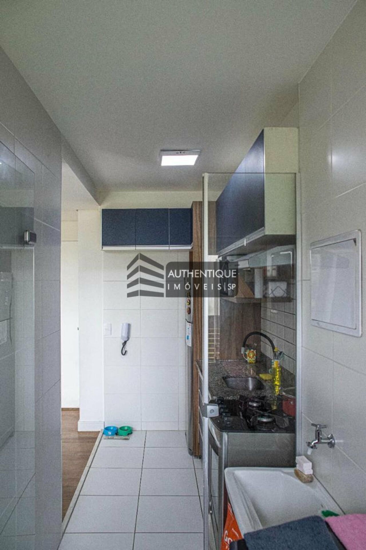 Apartamento à venda com 2 quartos, 44m² - Foto 21