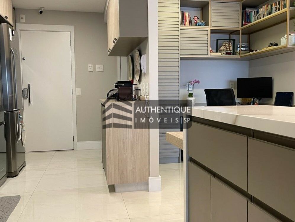 Apartamento à venda com 3 quartos, 137m² - Foto 13