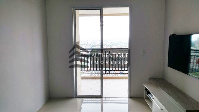 Apartamento à venda com 3 quartos, 70m² - Foto 2