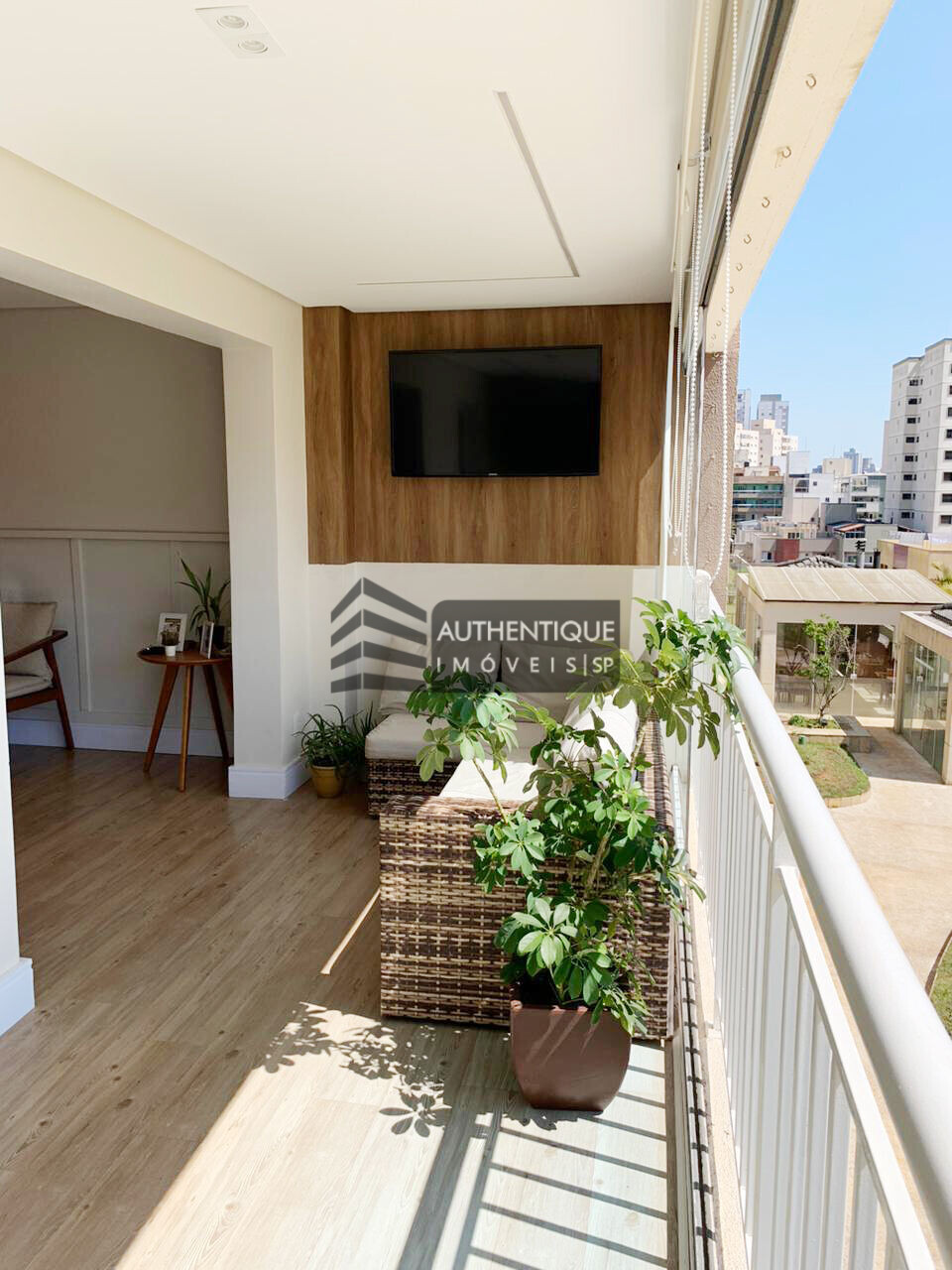 Apartamento à venda com 2 quartos, 104m² - Foto 11