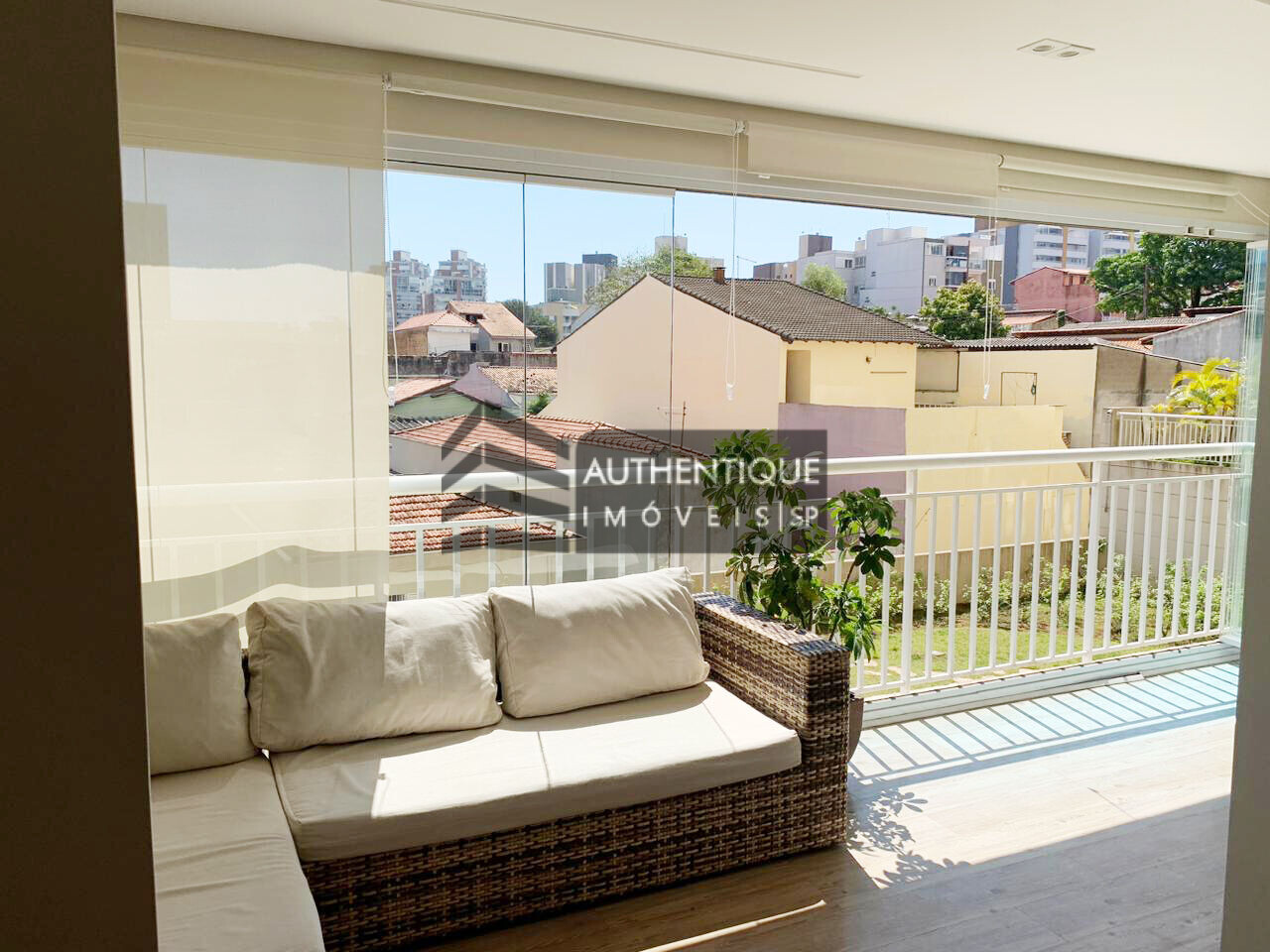 Apartamento à venda com 2 quartos, 104m² - Foto 4