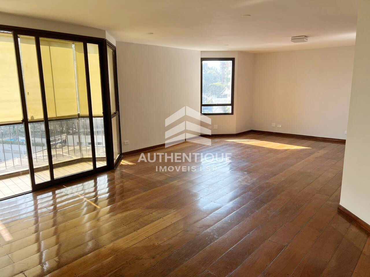 Apartamento, 4 quartos, 185 m² - Foto 1