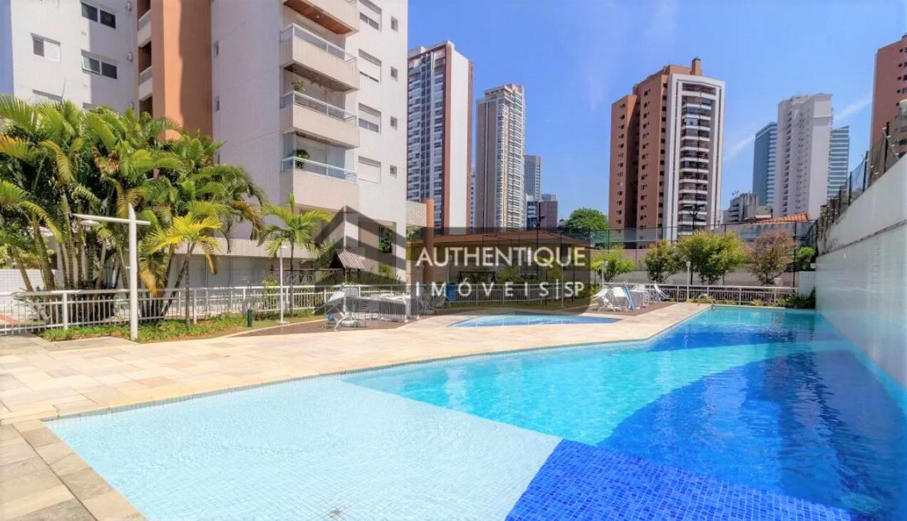 Apartamento à venda com 3 quartos, 209m² - Foto 2
