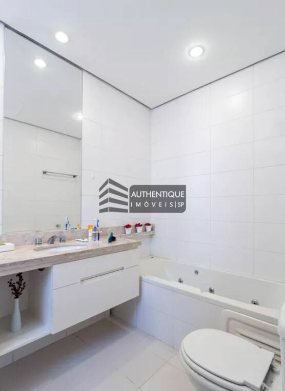 Apartamento à venda com 3 quartos, 209m² - Foto 31