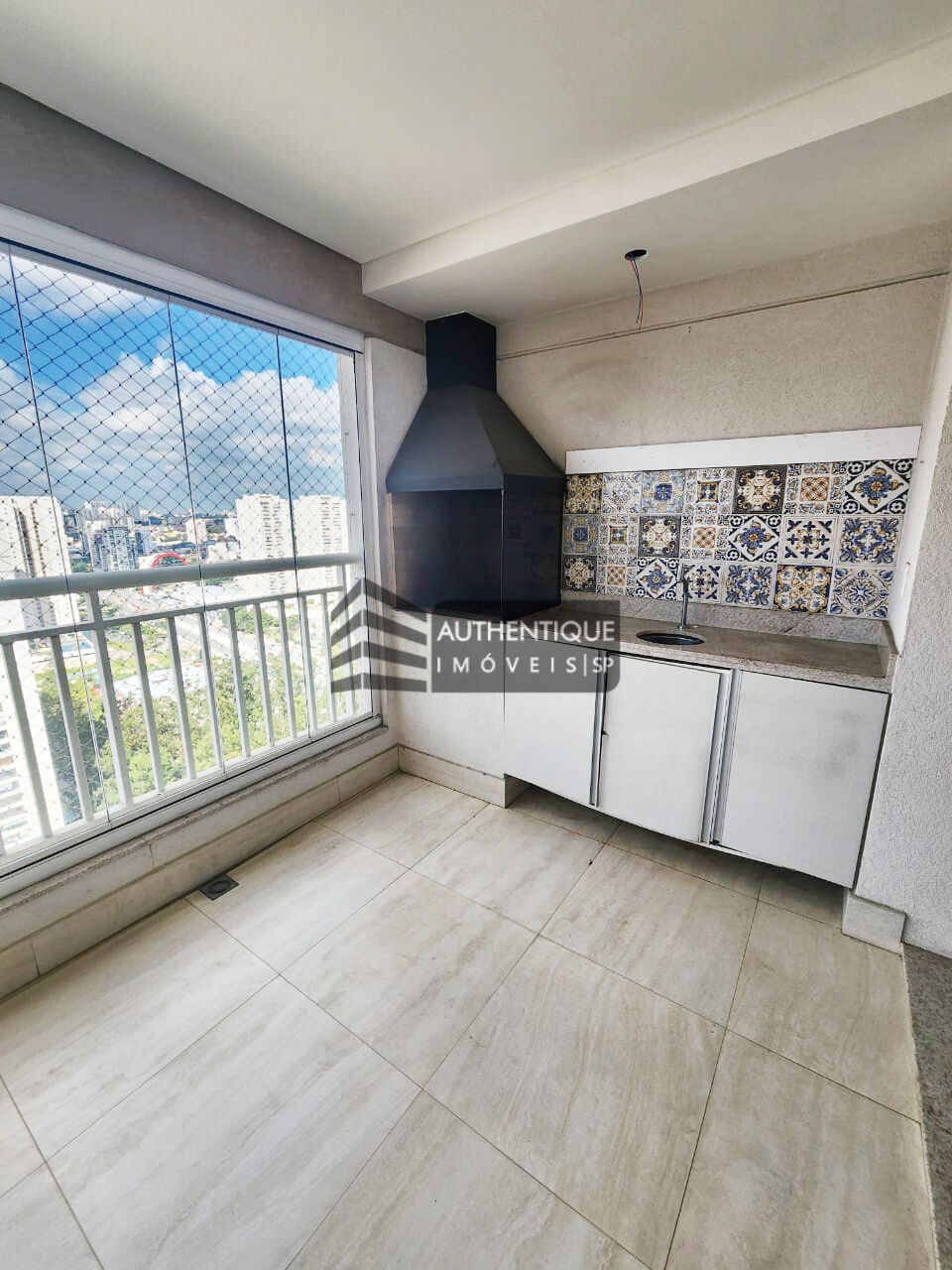 Apartamento à venda com 3 quartos, 94m² - Foto 3