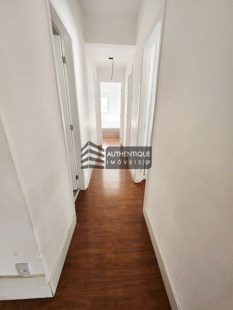 Apartamento à venda com 3 quartos, 94m² - Foto 17