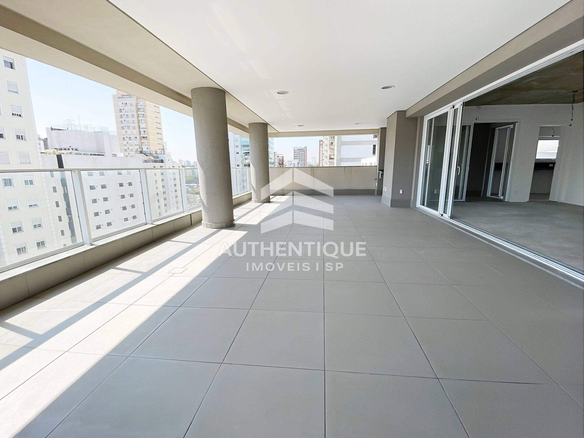 Apartamento, 4 quartos, 278 m² - Foto 1