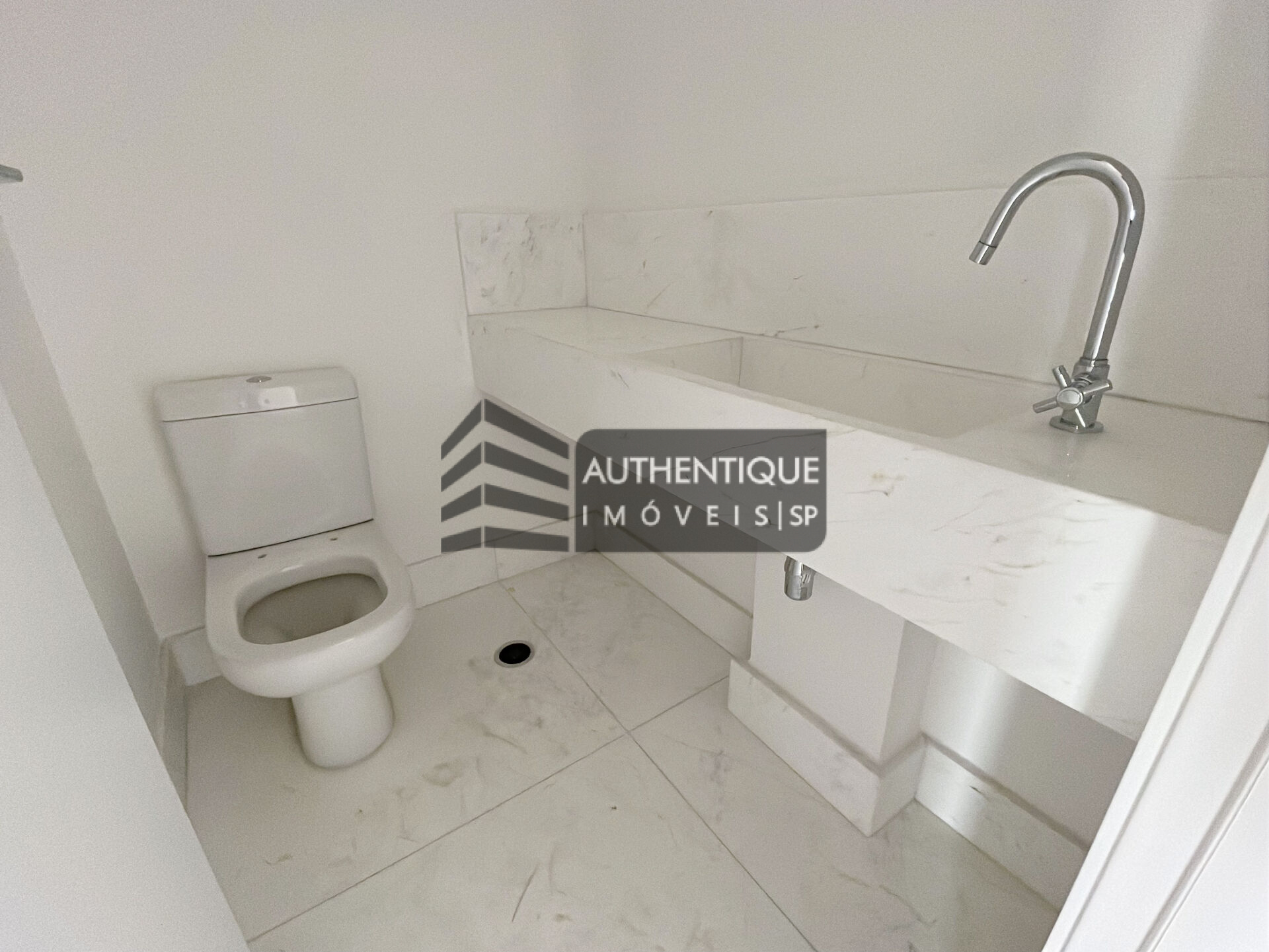 Apartamento à venda com 4 quartos, 278m² - Foto 17